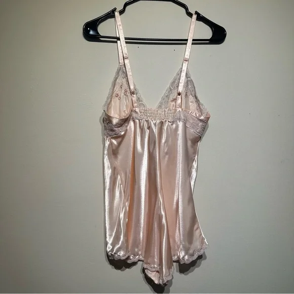 Victoria’s Secret Gold Label Romper - Picture 5 of 6